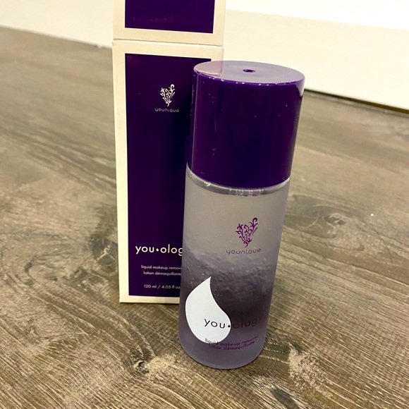 You-ology liquid makeup remover - Picture 1 of 2